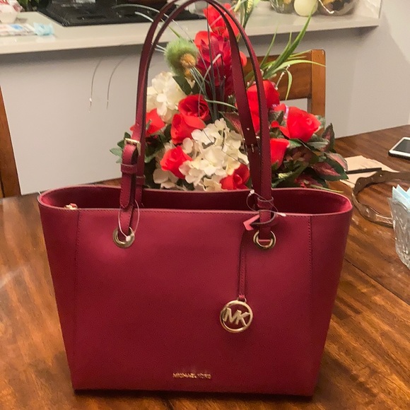 michael kors walsh tote medium